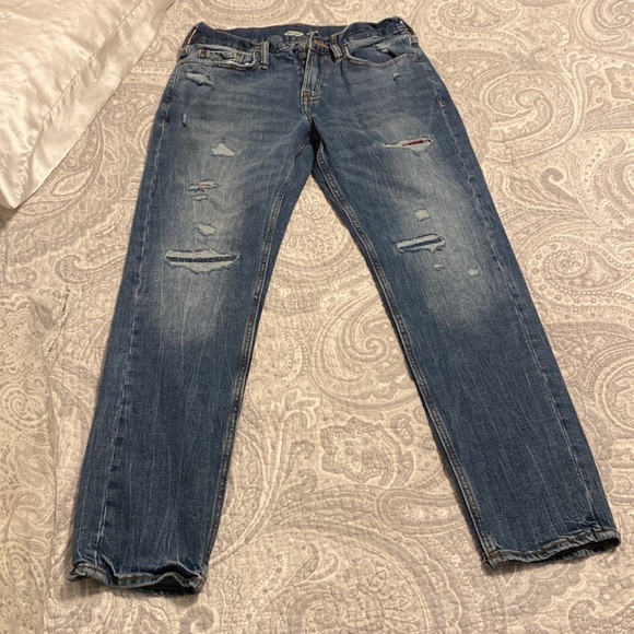 Old Navy slim distressed jeans - Picture 4 of 4